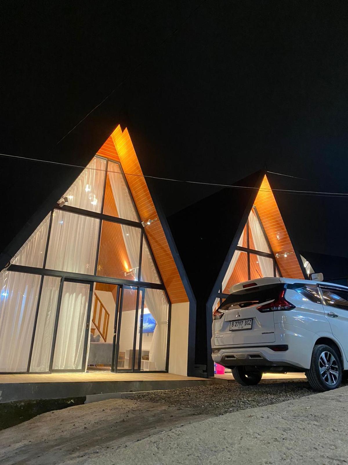 Agriya Lubis Cabin Diyeng Номер фото
